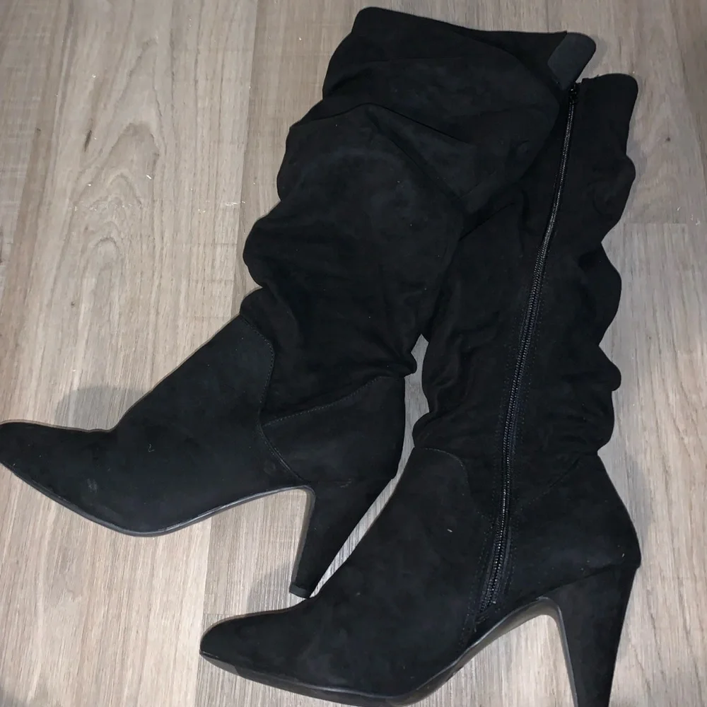 Worthington Women's Knee High Memory Foam Truffle Boot - Picture 3 of 4